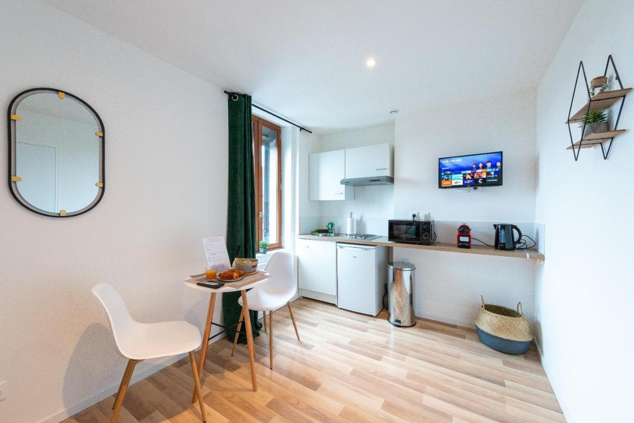 Apartment Cosy Location - Confortable, Cosy Et Equipe - Places Gratuites A Proximite